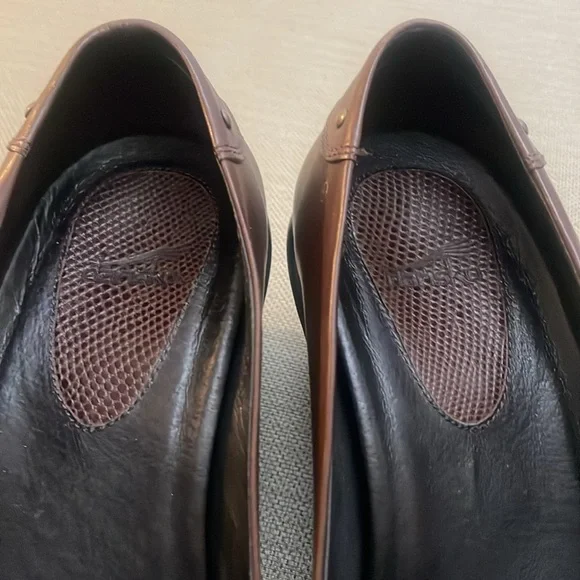 Dansko Brown Leather Kilted Tassel Loafers Size 38 - Picture 5 of 14